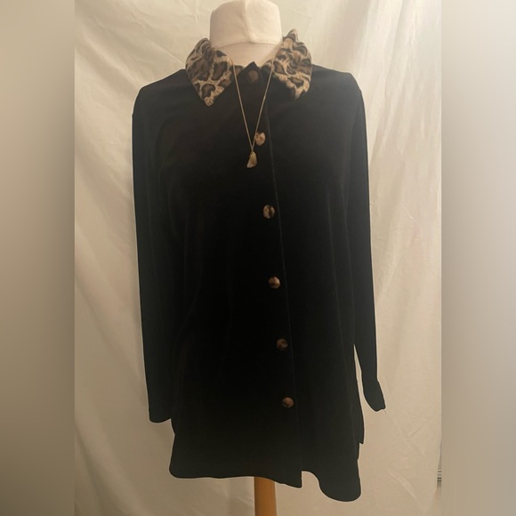 Vintage button up with leopard print details sz small - Picture 7 of 10